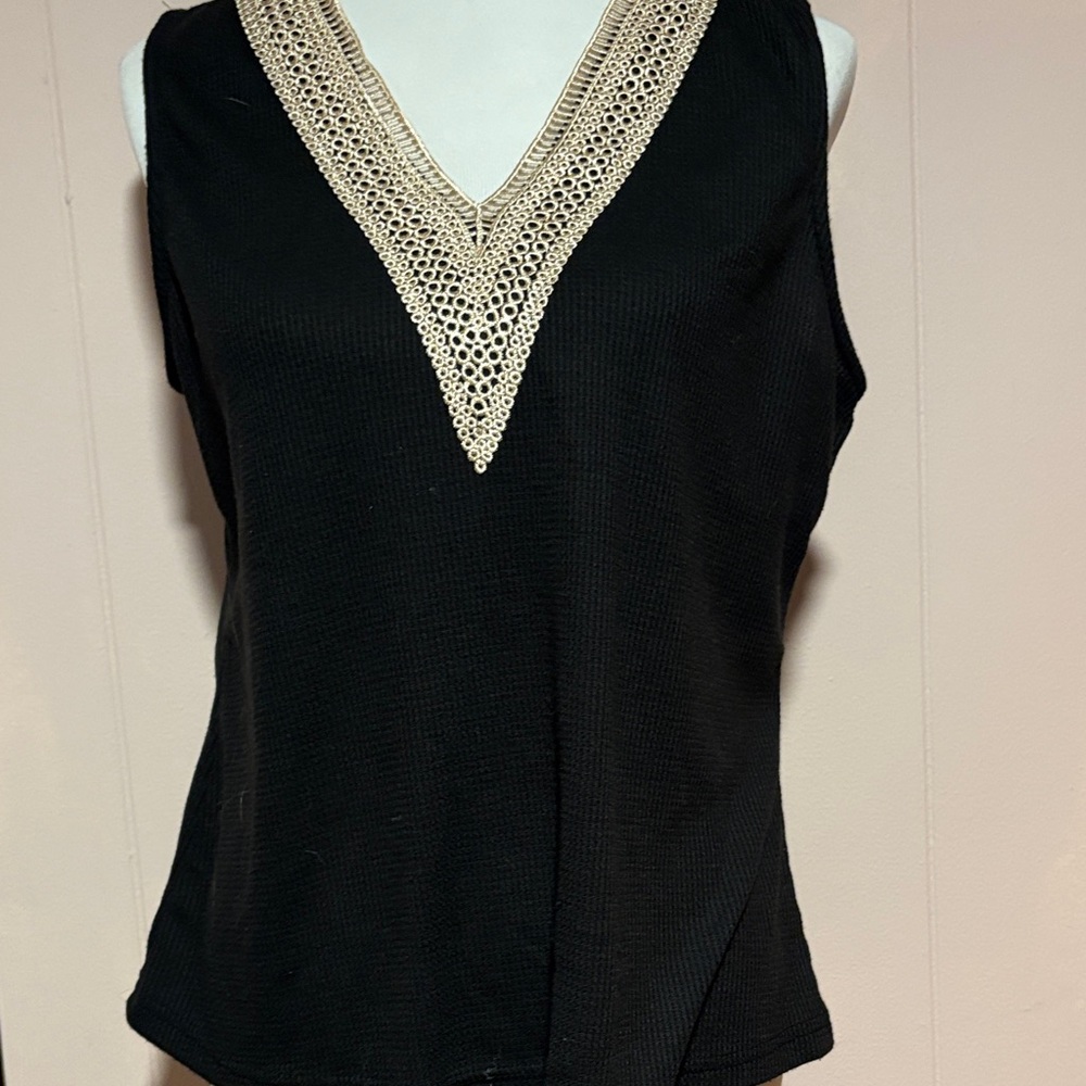 Stylish Black Tank Top with Cream Accents